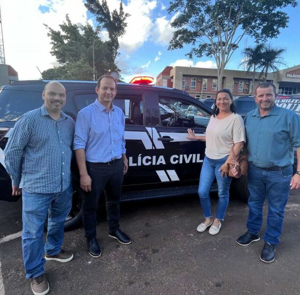 Imagem de compartilhamento para o artigo Vereadores e vice-prefeito destacam impacto de novas viaturas na segurança de Figueirão da MS Todo dia
